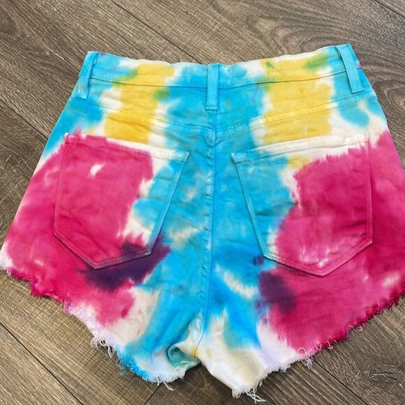 vibrant M.I.U Tye Dye Denim Shorts (modeled) - Picture 4 of 4